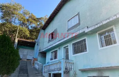 Sobrado de 262m² com 4 quartos em serra da cantareira