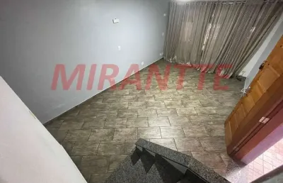Casa com 3 quartos à venda na Rua Camatei, Vila Nivi, São Paulo