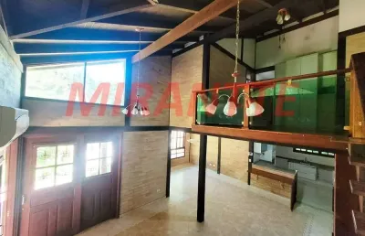 Sobrado de 290m² com 4 quartos em serra da cantareira