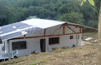 Casa terrea de 100m² com 4 quartos em polo industrial