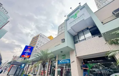 Sala comercial para alugar na Rua Lauro Linhares, 2123, Trindade, Florianópolis
