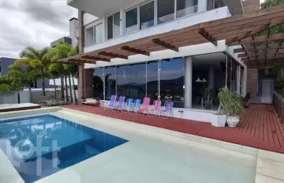Casa em condomínio fechado com 5 quartos à venda na Rua Deputado Walter Gomes, 581, Açores, Florianópolis