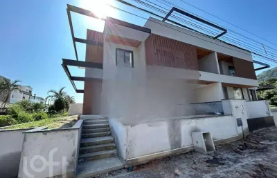 Casa com 3 quartos à venda na Rua das Piraúnas, 581, Jurerê, Florianópolis