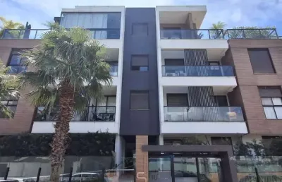 Apartamento com 2 quartos para alugar na Rua Gilmar Darli Vieira, 340, Campeche, Florianópolis