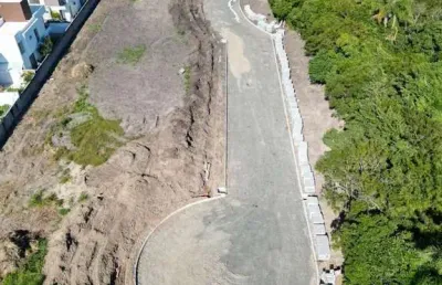 Terreno à venda na Rua Ipê da Praia, 100, Moenda, Florianópolis