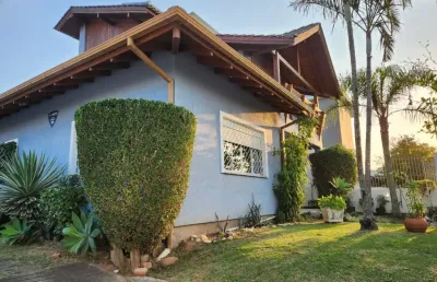 Casa com 3 quartos à venda na Avenida Tucumã, 295, Campeche, Florianópolis