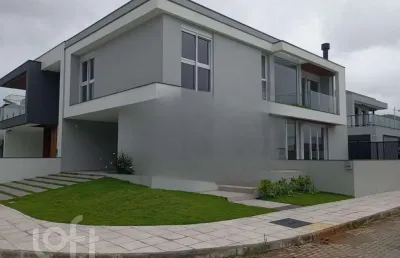 Casa com 3 quartos à venda na Rodovia Doutor Antônio Luiz Moura Gonzaga, 3138, Rio Tavares, Florianópolis