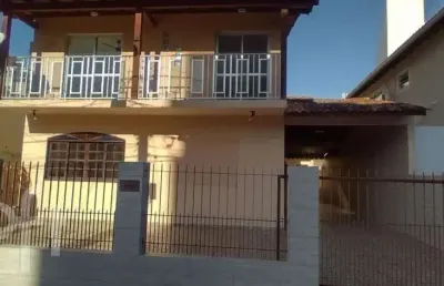 Casa com 3 quartos à venda na Rua Edison Areas, 40, Trindade, Florianópolis