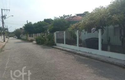 Casa com 1 quarto à venda na Servidão Arlindo Inácio Bittencourt, 007, Carianos, Florianópolis
