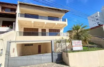 Casa com 5 quartos à venda na Rua Afonso Pena, 647, Estreito, Florianópolis