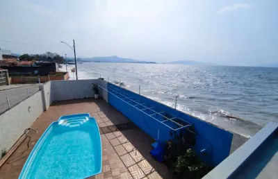 Casa com 4 quartos para alugar na Rua Santa Tereza, 688, Balneário, Florianópolis