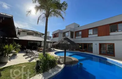 Casa em condomínio fechado com 4 quartos à venda na Rua Reverendo Gelson dos Santos Castro, 886, Rio Tavares, Florianópolis