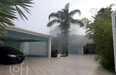 Casa com 6 quartos à venda na Rua Cezário Silveira, 231, Rio Tavares, Florianópolis