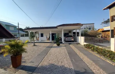 Casa com 3 quartos à venda na Rua Marlene da Silva, 236, Barra da Lagoa, Florianópolis