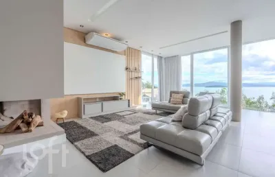 Casa em condomínio fechado com 3 quartos à venda na Rodovia Rafael da Rocha Pires, 3440, Sambaqui, Florianópolis