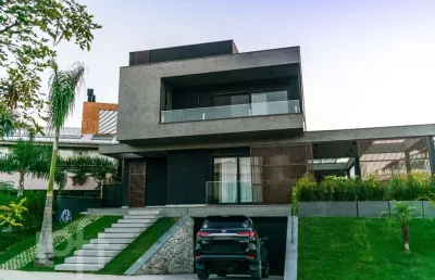 Casa em condomínio fechado com 5 quartos à venda na Rodovia Doutor Antônio Luiz Moura Gonzaga, 3801, Rio Tavares, Florianópolis