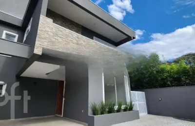 Casa com 3 quartos à venda na Servidão Sodré, 178, Lagoa da Conceição, Florianópolis