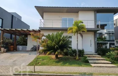 Casa em condomínio fechado com 3 quartos à venda na Rodovia Doutor Antônio Luiz Moura Gonzaga, 3825, Rio Tavares, Florianópolis