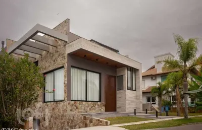 Casa em condomínio fechado com 6 quartos à venda na Rua Jornalista Manoel Menezes, 2129, Itacorubi, Florianópolis