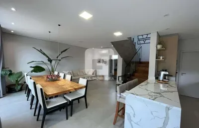 Casa com 3 quartos à venda na Rua Laureano, 640, Campeche, Florianópolis