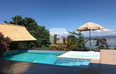 Casa com 4 quartos à venda na Rua Margot Ganzo Araújo, 113, Centro, Florianópolis