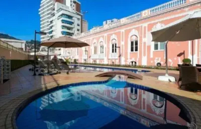 Apartamento com 4 quartos à venda na Avenida Governador Irineu Bornhausen, 146, Agronômica, Florianópolis