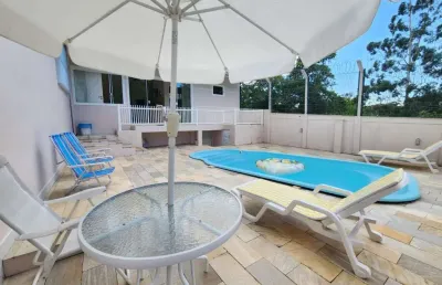 Casa com 3 quartos para alugar na Rua Fernando Osvaldo de Oliveira, 319, Cachoeira do Bom Jesus, Florianópolis