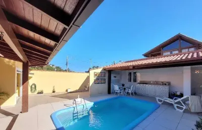 Casa com 3 quartos para alugar na Margarida Linhares, 42, Barra da Lagoa, Florianópolis