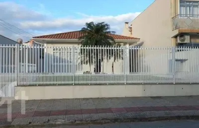 Casa com 3 quartos à venda na Rua Adélio Longo, 880, Fazenda Santo Antônio, São José