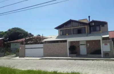 Casa com 5 quartos para alugar na Rua Professor Emanoel Paulo Peluso, 288, Campeche, Florianópolis