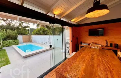 Casa com 3 quartos à venda na Avenida dos Jerivás, 563, Cachoeira do Bom Jesus, Florianópolis