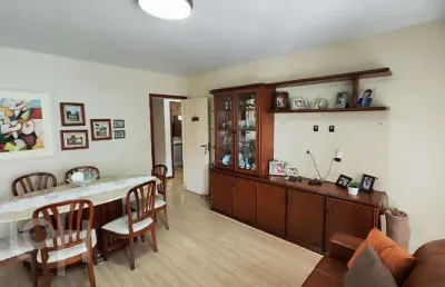 Casa com 3 quartos à venda na Rua Moura, 688, Barreiros, São José