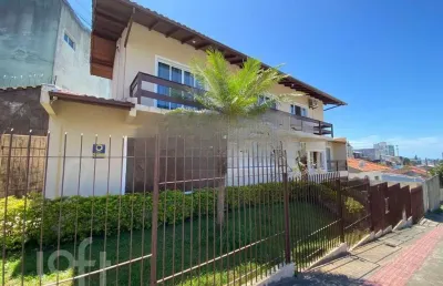 Casa com 4 quartos à venda na Avenida Atlântica, 982, Barreiros, São José