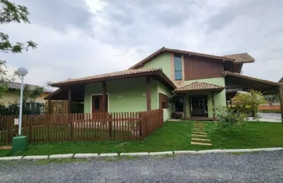 Casa em condomínio fechado com 4 quartos para alugar na Rodovia Francisco Magno Vieira, 4023, Campeche, Florianópolis