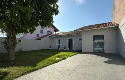 Casa com 3 quartos à venda na Rua Ipê Rosa, 529, Carianos, Florianópolis