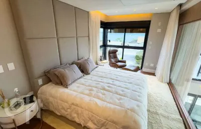 Apartamento com 3 quartos à venda na Rua Jorge Cherem, 30, Jurerê, Florianópolis