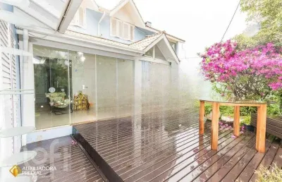 Casa com 5 quartos à venda na Avenida Buriti, 374, Itacorubi, Florianópolis