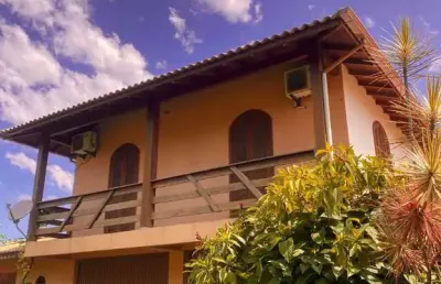 Casa com 4 quartos para alugar na Servidão das Pitangas, 465, Campeche, Florianópolis