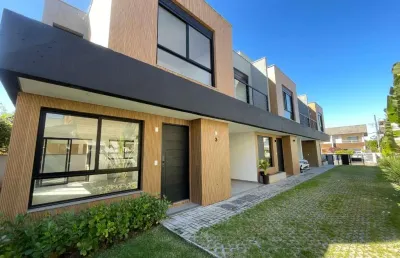 Casa com 3 quartos para alugar na Rua Grumixama, 127, Campeche, Florianópolis
