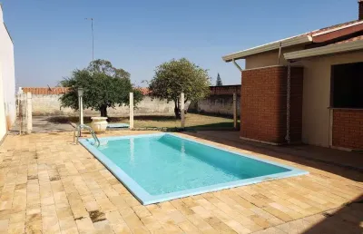 Casa com 3 quartos à venda na Rua Doutor Fernando Arens, Jardim Resek II, Artur Nogueira