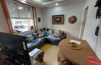 Casa de 2 quartos, com varanda interna,  no grajaú, rio de janeiro, rj