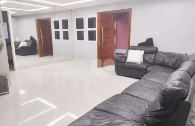 Casa em condominio com infra-estrutura próximo a praia