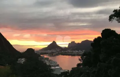 Casa com 4 quartos à venda na Rua Vitória Régia, --, Lagoa, Rio de Janeiro