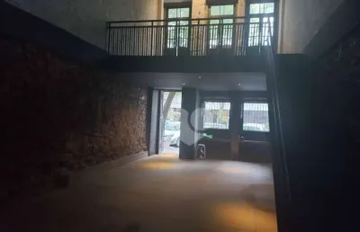Casa com 2 quartos para alugar, 185 m² por r$ 22.000/mês - humaitá - rio de janeiro/rj