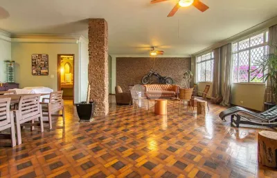 Casa de rua com 6 quartos à venda, 680m² - santa teresa