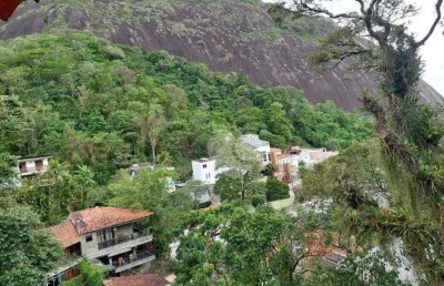 Casa com 4 dormitórios à venda, 198 m² por r$ 2.090.000,00 - lagoa - rio de janeiro/rj