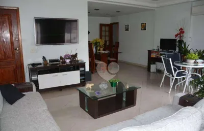 Lindo apartamento com 160m², localizado em uma excelente região!