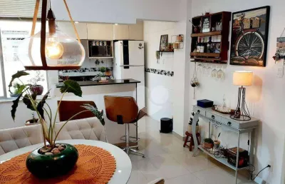 Apartamento 01 quarto a venda na grande tijuca, área de serviço, portões eletrônicos, interfone, câmeras de segurança, a 10 minutos shopping tijuca.