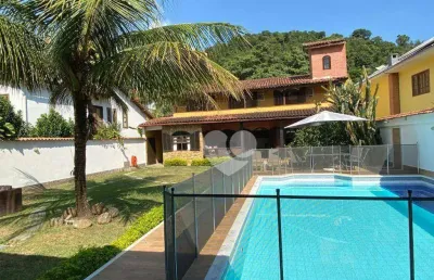 Casa com 4 quartos à venda, 409 m² por r$ 1.600.000