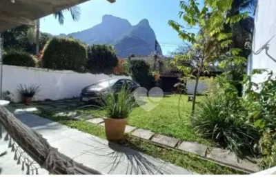 Casa com 4 quartos à venda, 283 m² por r$ 2.200.000 - barra da tijuca - rio de janeiro/rj